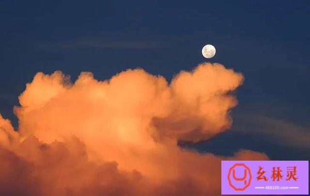 关于月亮的浪漫句子（关于月亮的浪漫文案月是云中散客，卿是人间绝色，亦是人间难得）