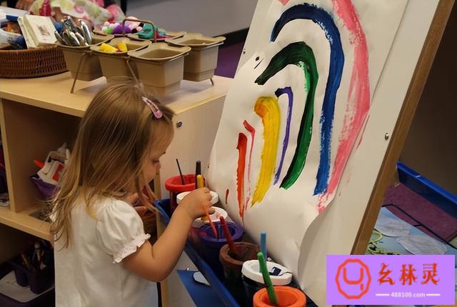 6岁一7岁儿童画画小白兔（《幸福孩子从画画开始》让孩子在绘画中找到快乐密码！）